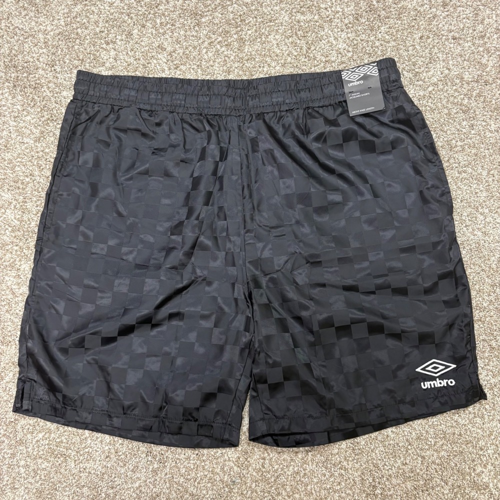 NEW Umbro Soccer Shorts Size Large Black Checkerboard Retro Athletic 7" Inseam